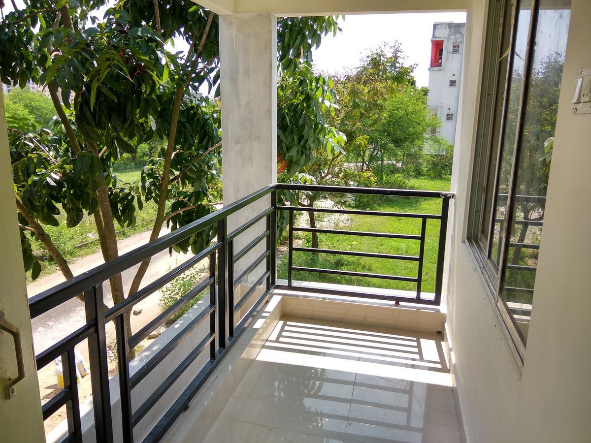 Hotel Oyo 9154 New Town Kalkutta Exterior foto